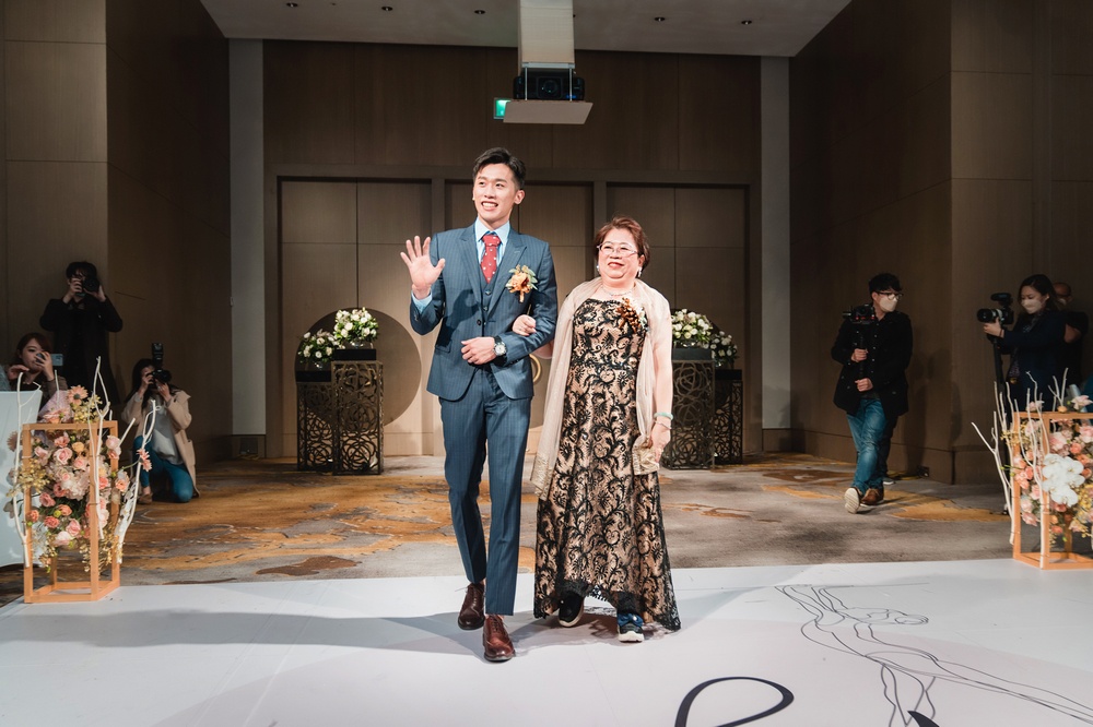 [ 婚攝 ] 李智凱 & 吳亞芸 婚禮紀錄 寒舍艾美 婚禮攝影 - 婚攝, 婚攝勇年, 婚攝Yunis, 自助婚紗, 婚紗攝影, 婚攝推薦, 婚紗攝影推薦, 孕婦寫真, 孕婦寫真推薦, 台北孕婦寫真, 宜蘭孕婦寫真, 台中孕婦寫真, 高雄孕婦寫真,台北自助婚紗, 宜蘭自助婚紗, 台中自助婚紗, 高雄自助, 海外自助婚紗, 婚攝勇年, 台北婚攝, 孕婦寫真, 孕婦照, 台中婚禮紀錄, 婚禮攝影, 婚禮紀錄, 藝人婚禮, 自助婚紗, 婚紗攝影, 婚禮攝影推薦, 自助婚紗, 新生兒寫真, 海外婚禮攝影, 海島婚禮攝影, 峇里島婚攝, 風雲20攝影師, 寒舍艾美婚禮攝影, 東方文華婚禮攝影, 君悅酒店婚禮攝影, 萬豪酒店婚禮攝影, ISPWP & WPPI, 國際婚禮, 台北婚攝, 台中婚攝, 高雄婚攝, 婚攝推薦, 自助婚紗, 自主婚紗, 新生兒寫真, 孕婦寫真, 孕婦照, 孕婦, 寫真, 台中婚攝, 藝人婚禮紀錄, 藝人婚攝, 婚禮攝影, 台北婚禮紀錄, 藝人婚禮攝影, 自助婚紗, 婚紗攝影, 婚禮攝影推薦, 孕婦寫真, 自助婚紗, 新生兒寫真, 海外婚禮攝影, 海島婚禮, 峇里島婚攝, 寒舍艾美婚攝, 東方文華婚攝, 君悅酒店婚攝,  萬豪酒店婚攝, 君品酒店婚攝, 世貿三三婚攝, 翡麗詩莊園婚攝, 翰品婚攝, 顏氏牧場婚攝, 晶華酒店婚攝, 林酒店婚攝, 君品婚攝, 君悅婚攝, 翡麗詩婚禮攝影, 翡麗詩婚禮攝影, 文華東方婚攝,全家福 ,全家福照, 全家福攝影,全家福寫真, 親子寫真,性別揭曉派對, 性別派對, gender reveal, gender reveal party, baby shower