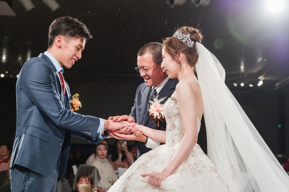 [ 婚攝 ] 李智凱 & 吳亞芸 婚禮紀錄 寒舍艾美 婚禮攝影 - 婚攝, 婚攝勇年, 婚攝Yunis, 自助婚紗, 婚紗攝影, 婚攝推薦, 婚紗攝影推薦, 孕婦寫真, 孕婦寫真推薦, 台北孕婦寫真, 宜蘭孕婦寫真, 台中孕婦寫真, 高雄孕婦寫真,台北自助婚紗, 宜蘭自助婚紗, 台中自助婚紗, 高雄自助, 海外自助婚紗, 婚攝勇年, 台北婚攝, 孕婦寫真, 孕婦照, 台中婚禮紀錄, 婚禮攝影, 婚禮紀錄, 藝人婚禮, 自助婚紗, 婚紗攝影, 婚禮攝影推薦, 自助婚紗, 新生兒寫真, 海外婚禮攝影, 海島婚禮攝影, 峇里島婚攝, 風雲20攝影師, 寒舍艾美婚禮攝影, 東方文華婚禮攝影, 君悅酒店婚禮攝影, 萬豪酒店婚禮攝影, ISPWP & WPPI, 國際婚禮, 台北婚攝, 台中婚攝, 高雄婚攝, 婚攝推薦, 自助婚紗, 自主婚紗, 新生兒寫真, 孕婦寫真, 孕婦照, 孕婦, 寫真, 台中婚攝, 藝人婚禮紀錄, 藝人婚攝, 婚禮攝影, 台北婚禮紀錄, 藝人婚禮攝影, 自助婚紗, 婚紗攝影, 婚禮攝影推薦, 孕婦寫真, 自助婚紗, 新生兒寫真, 海外婚禮攝影, 海島婚禮, 峇里島婚攝, 寒舍艾美婚攝, 東方文華婚攝, 君悅酒店婚攝,  萬豪酒店婚攝, 君品酒店婚攝, 世貿三三婚攝, 翡麗詩莊園婚攝, 翰品婚攝, 顏氏牧場婚攝, 晶華酒店婚攝, 林酒店婚攝, 君品婚攝, 君悅婚攝, 翡麗詩婚禮攝影, 翡麗詩婚禮攝影, 文華東方婚攝,全家福 ,全家福照, 全家福攝影,全家福寫真, 親子寫真,性別揭曉派對, 性別派對, gender reveal, gender reveal party, baby shower